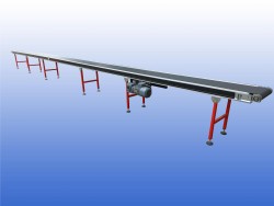 Interroll transportband met 43 cm bandbreedte, 15,5 meter lengte en verstelbare ondersteuningen in hoogte