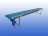 Gebruikte GEA transportband van 5 meter lang met een bandbreedte van 50 cm en hoogte verstelbare ondersteuningen van 73 tot 100 cm.