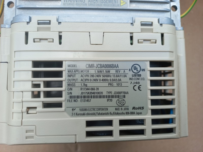 Frequentieregelaar Yaskawa CIMR-JCBA0006BAA 1.1KW/220V