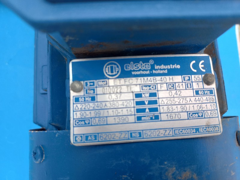 Gebruikte transportband van 3,8 meter lang met een bandbreedte van 15 cm.