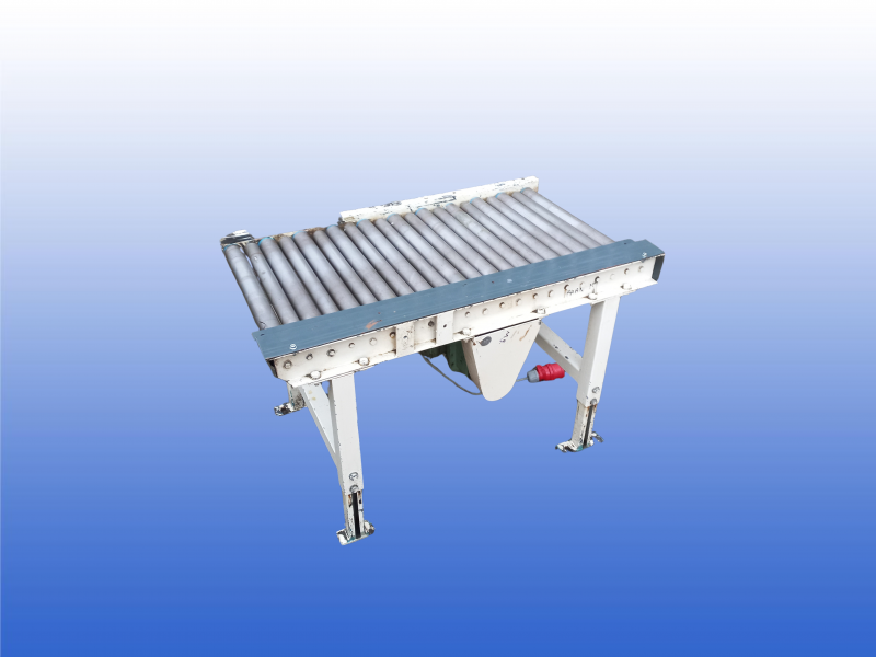 Aangedreven rollenbaan 1 meter met stalen rollen van 450 mm en verstelbare hoogte van 45 tot 65 cm