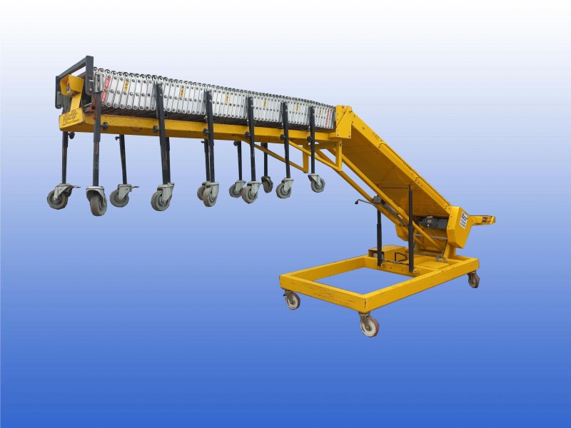 Best Power Loader verrijdbare vrachtauto losser/lader met aangedreven harmonica rollenbaan van 8,5 meter voor het efficiënt laden en lossen van vrachtwagens en containers.