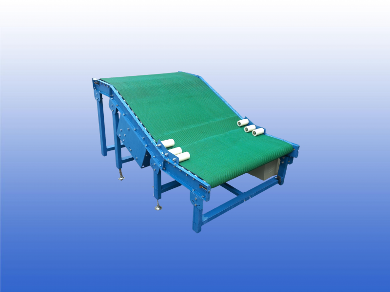 Gebruikte opvoerband met bandbreedte 104 cm en effectieve rollerbreedte 82 cm