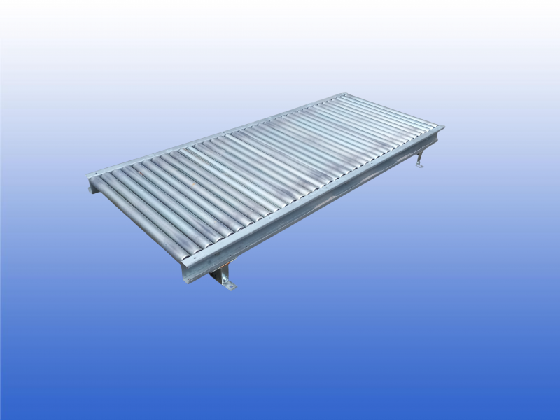 Gebruikte zware rollenbaan 80 cm breed en 3 meter lang met stalen rollen om de 6 cm op pallet