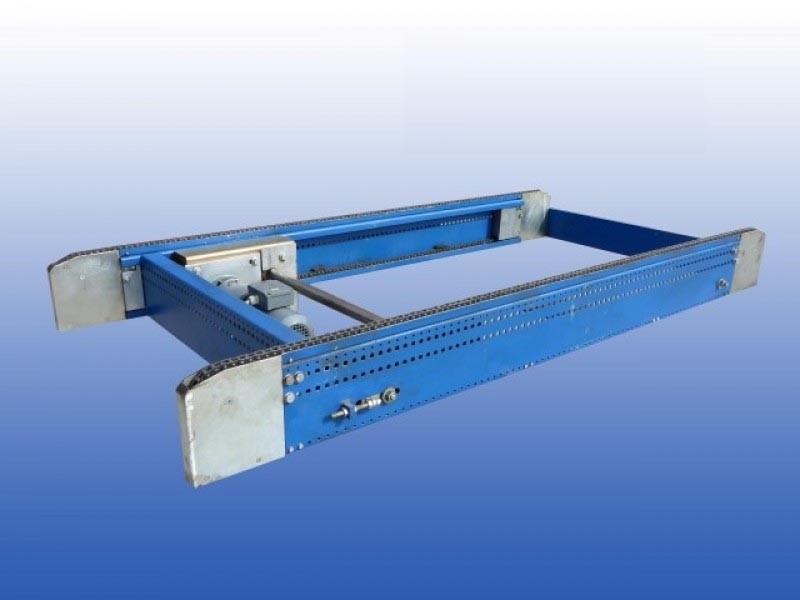 Kettingtransporteur pallets