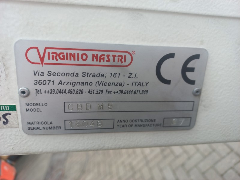 Opvoerband met meenemers 5 cm en 2 cm op zwenkwielen van Virginio Nastri