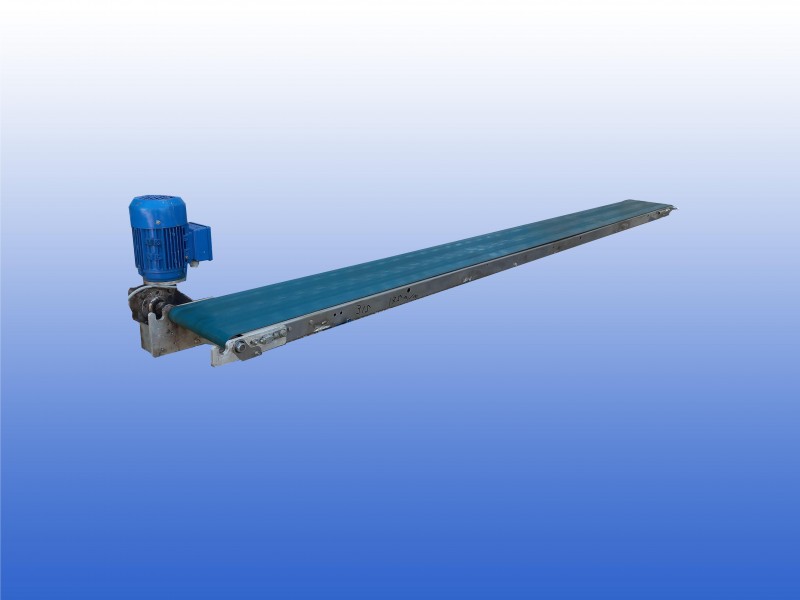 Gebruikte transportband 25 cm breed 3,15 meter lang met PVC band en RVS frame