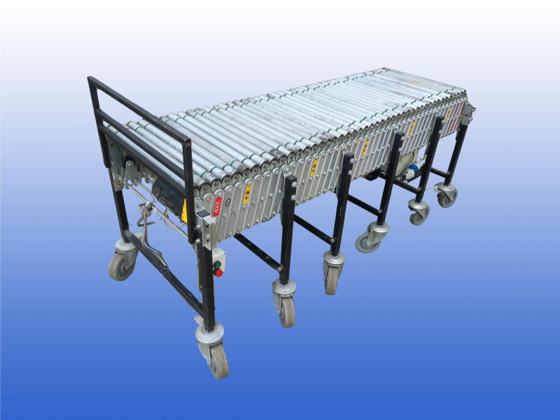 Power Flex aangedreven harmonica rollenbaan met stalen rollen, 5,5 meter uitgetrokken, geschikt voor het lossen van zeecontainers.