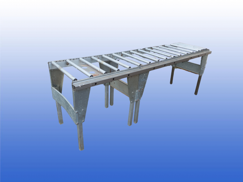 Rollenbaan van 2,25 meter met aluminium rollen om de 15 cm en extra rollen aan het uiteinde