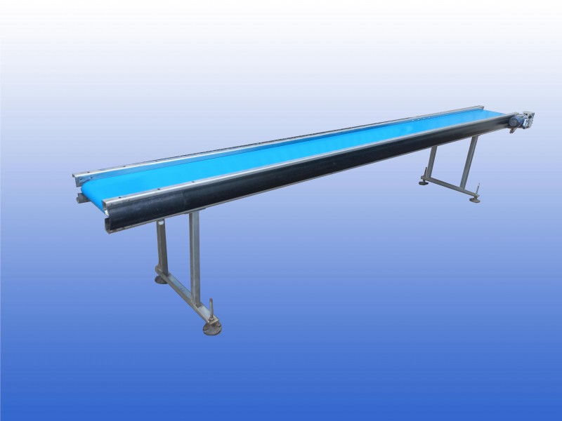 RVS transportband met 35 cm bandbreedte, 4,6 meter lengte en verstelbare ondersteuningen van 78 tot 88 cm