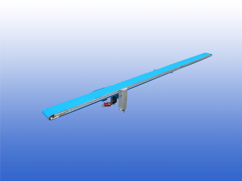 Gebruikte transportband van 3,8 meter lang met een bandbreedte van 15 cm.