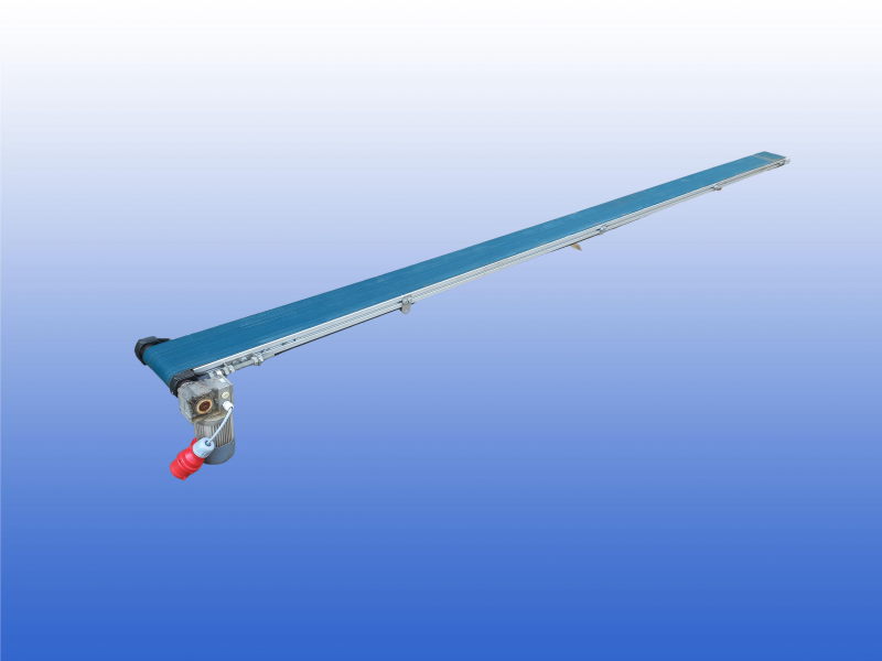 Gebruikte transportband van 4,35 meter lang met een bandbreedte van 16 cm.