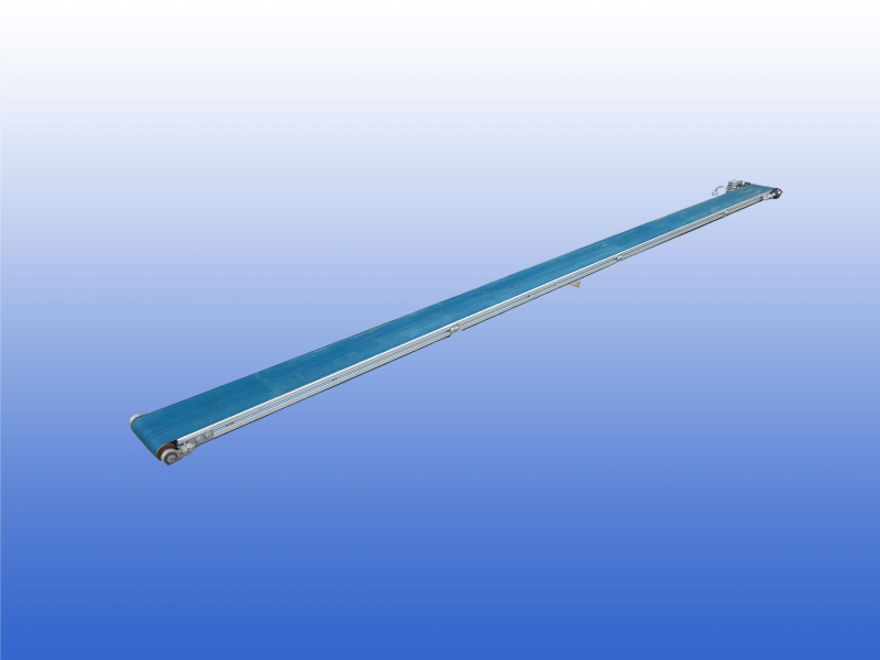 Gebruikte transportband van 4,35 meter lang met een bandbreedte van 16 cm.