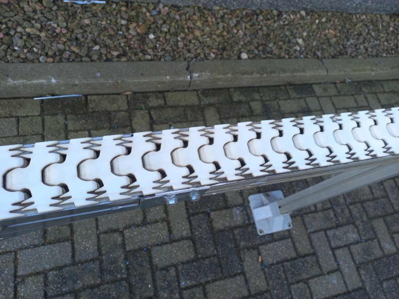 Transportband 6,3 meter met 80 mm band en verstelbare hoogte van 113 cm
