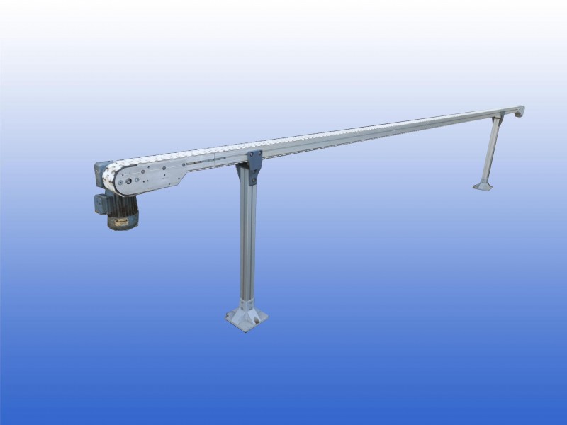 Transportband 6,3 meter met 80 mm band en verstelbare hoogte van 113 cm